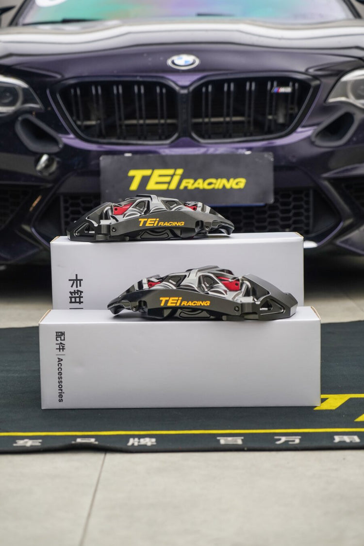 BMW F87 M2 track car fitted with TEI GT60-MONO brakes